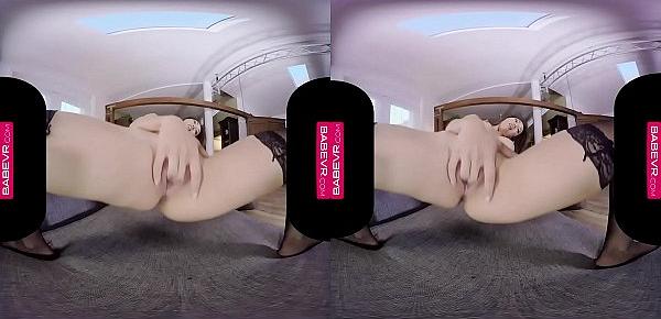  Ayumi Anime Sexy Asian babe One on One with you in Virtual Reality!